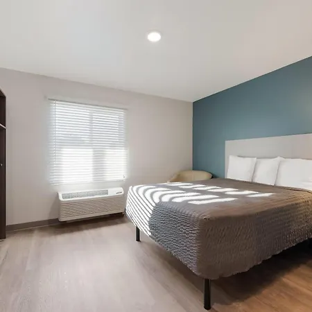 Woodspring Suites Phoenix-Deer Valley