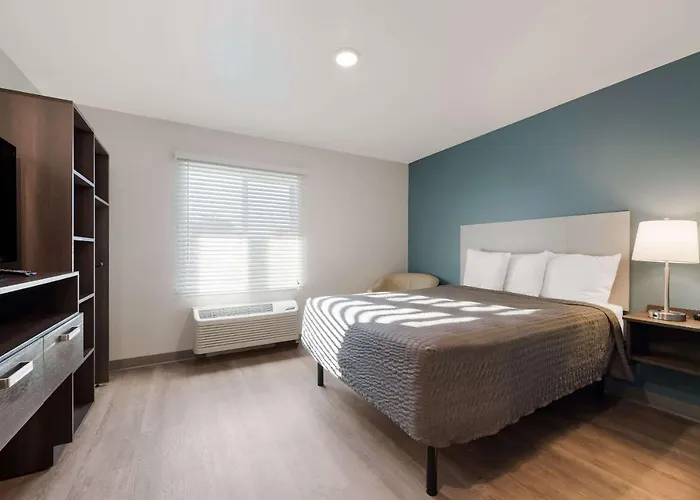 Woodspring Phoenix-deer Valley Hotel Phoenix