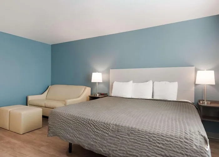 Woodspring Phoenix-deer Valley Phoenix