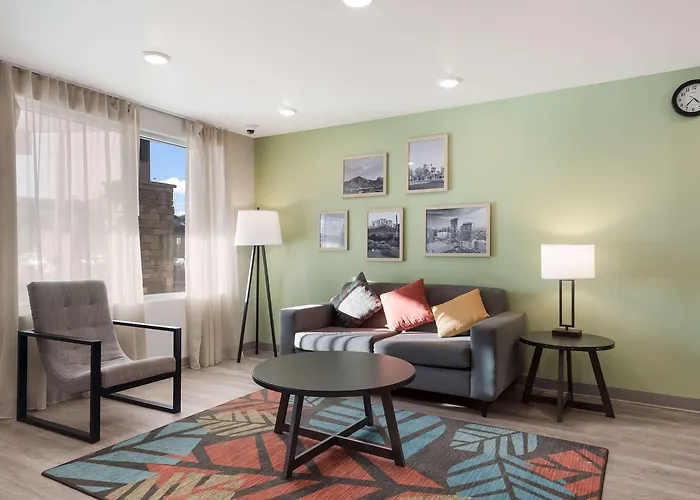 Woodspring Phoenix-deer Valley Phoenix