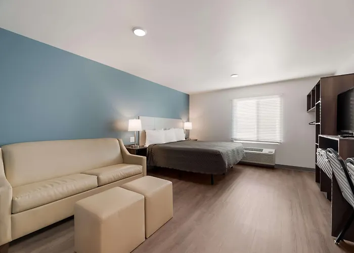 Woodspring Phoenix-deer Valley Hotel