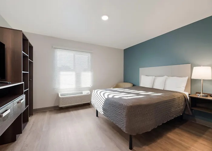 Woodspring Phoenix-deer Valley Hotel